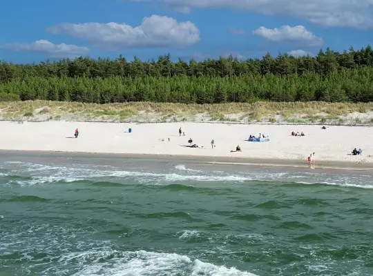 Plaża tuż przy Fly Resort